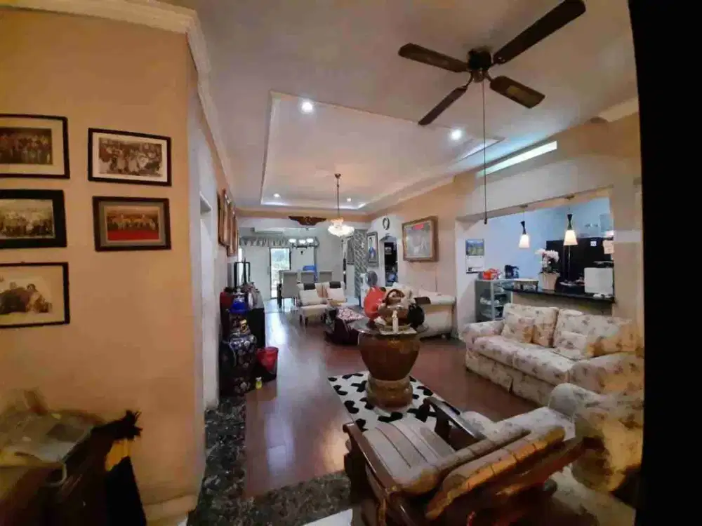 Rumah Bagus Terawat Semi Furnished Siap Huni Di Condet