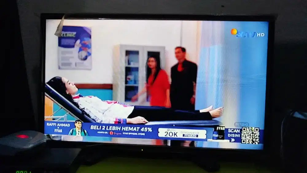 TV LED Toshiba 24 Inch + Set top box