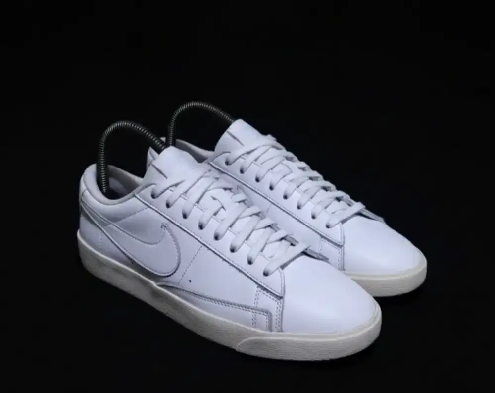 Nike Blazer Low Triple White Size 39