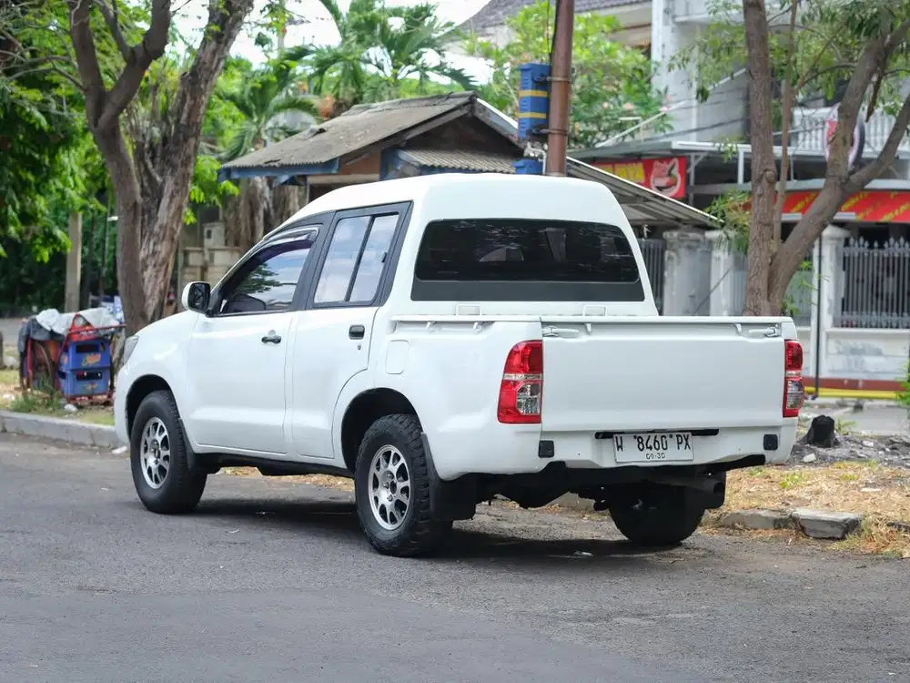 HILUX 2013 PICKUP 2.5 DSL 4X2 MT