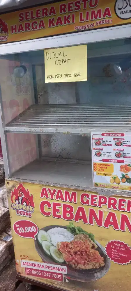 Etalase ayam geprek