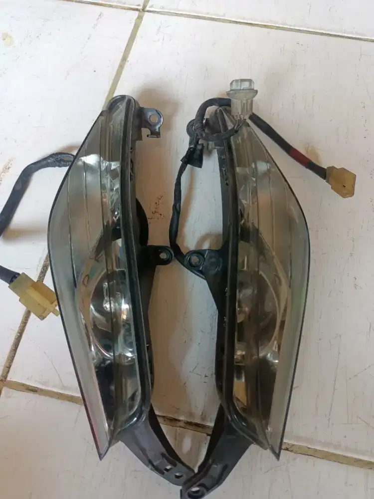 lampu senja dan sen depan jupiter mx new 135 original copotan
