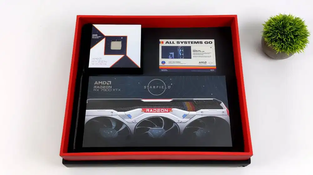 AMD Radeon RX 7900 XTX & Ryzen 7 7800X3D Limited Starfield Edition