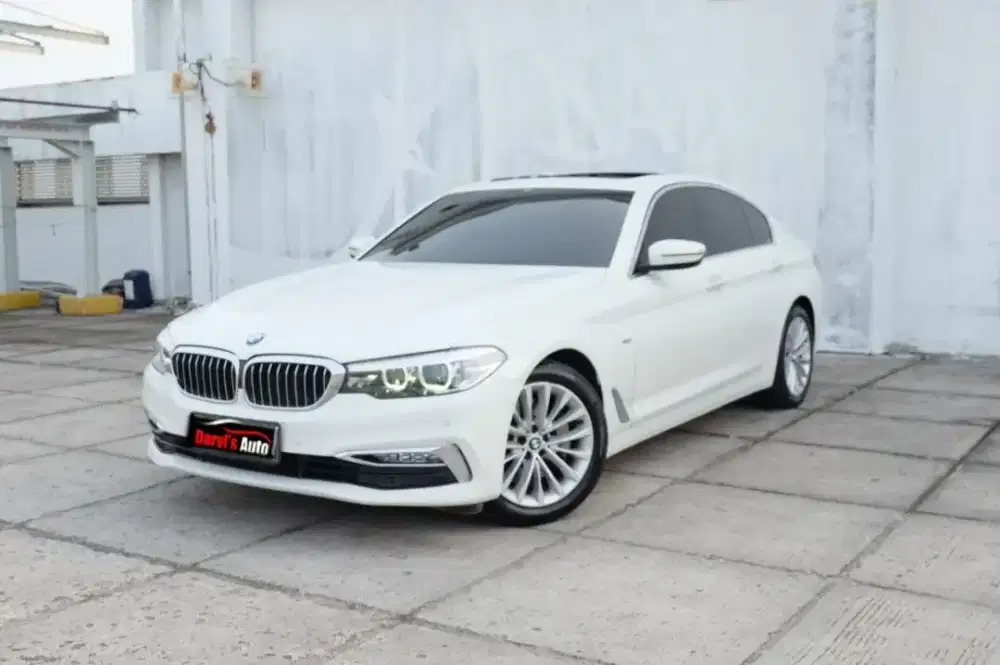 [LOW KM] Dp 10 Juta BMW 530i G30 Luxury Line 2017 2.0 Promo !