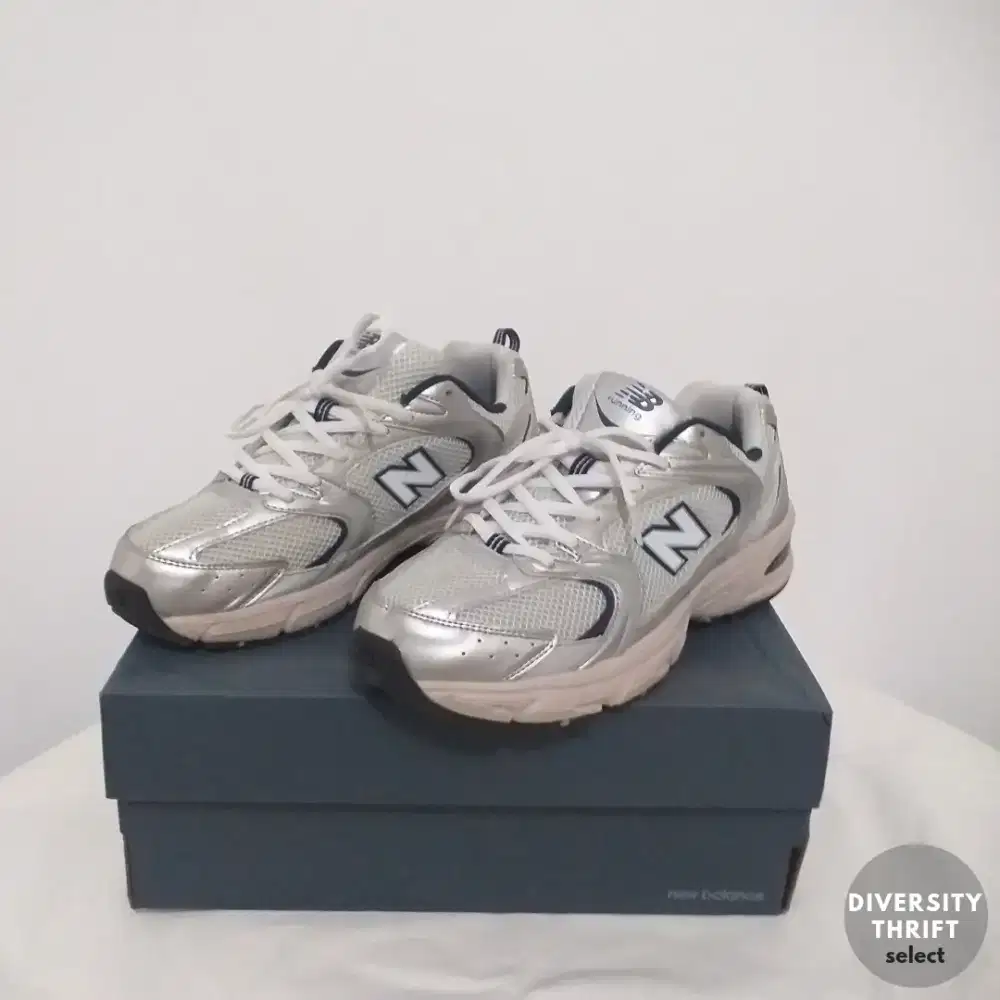 NEW BALANCE 530 - Steel Grey - Size: 43