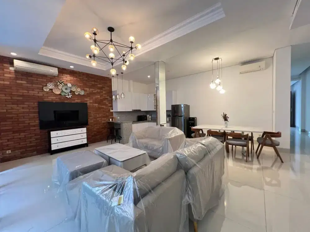 LXMMT 0113 Disewakan Rumah Furnished Menteng Jakarta Pusat