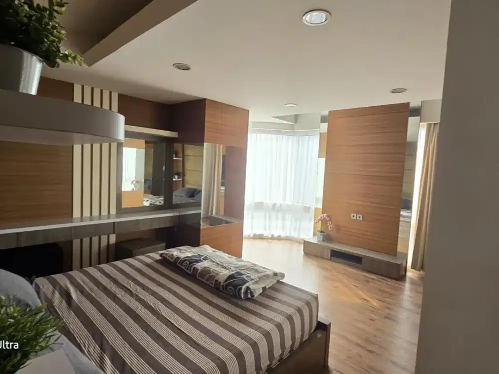Apartemen Kondominium Taman Anggrek 3BR Full Furnish Mid Floor City View, Cocok Untuk Investasi Ready Calon Penyewa