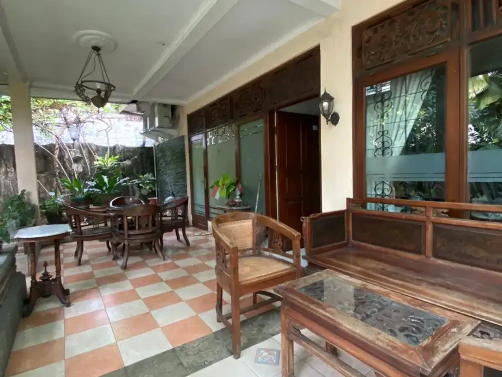 Rumah Tua Kokoh Jl.lebar Area Bagus Dan Elite Blok S Senopati Jaksel