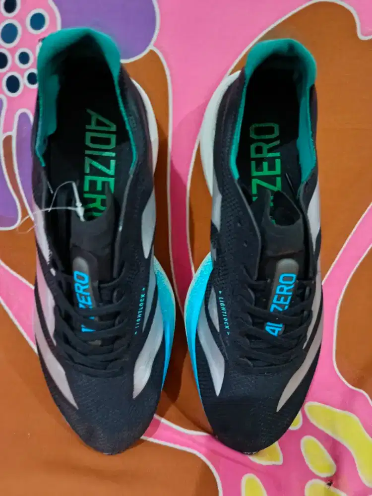 Adizero Adios Pro 4
Berlin Hitam Size 42 Insole 26,5cm
