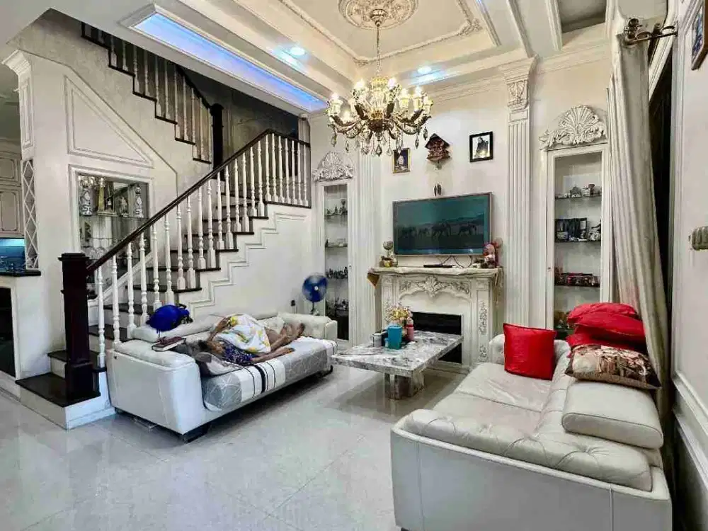 DIJUAL VILLA HOOK 
Rumah Full Furnished Cemara Asri, Tinggal ambil koper!!