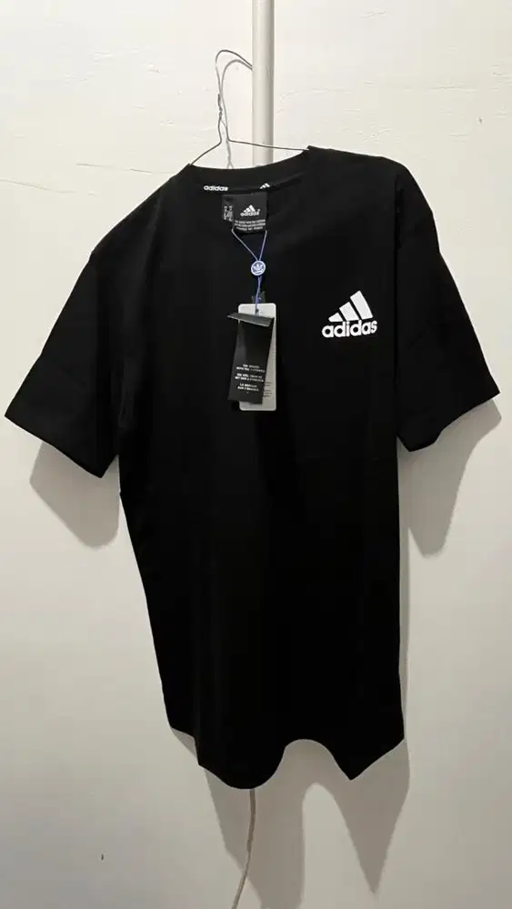 Adidas Hitam Katun Organik size M