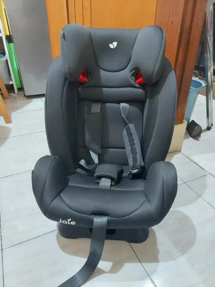 Carseat joie fortifi
