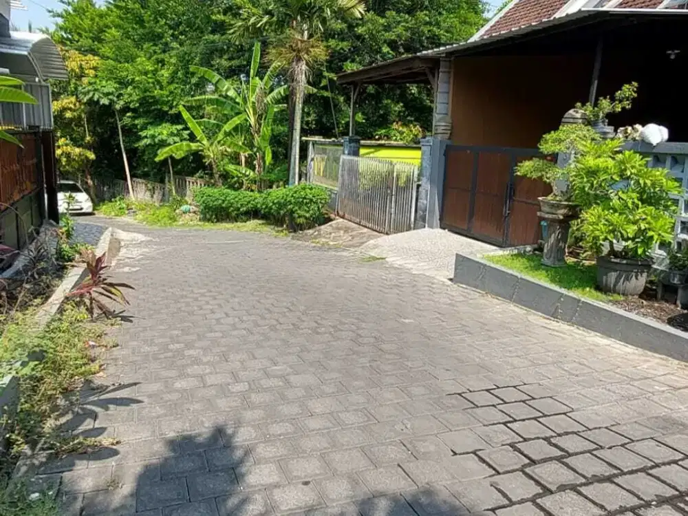 Rumah strategis 2 Lt dengan return investasi tinggi di NUSA DUA, Bali