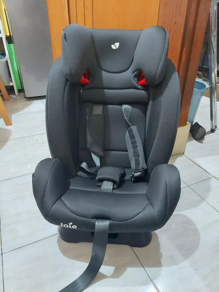 Carseat joie fortifi