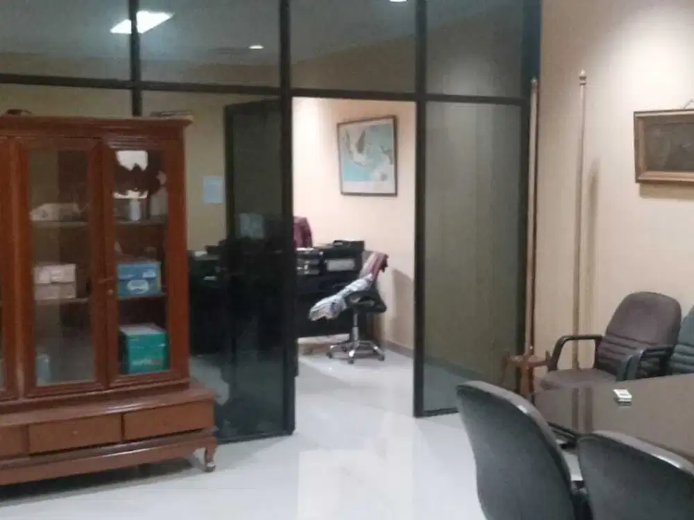 Disewakan ruko Strategis Bebas Banjir di Kampung Melayu