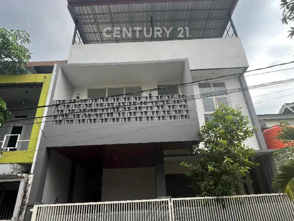 Rumah Tengah Kota Dekat Panakukang Puri Taman Sari