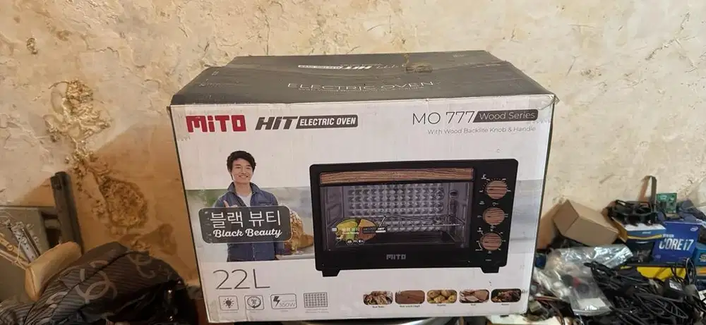 Open listrik mito 777 kondisi masih baru.