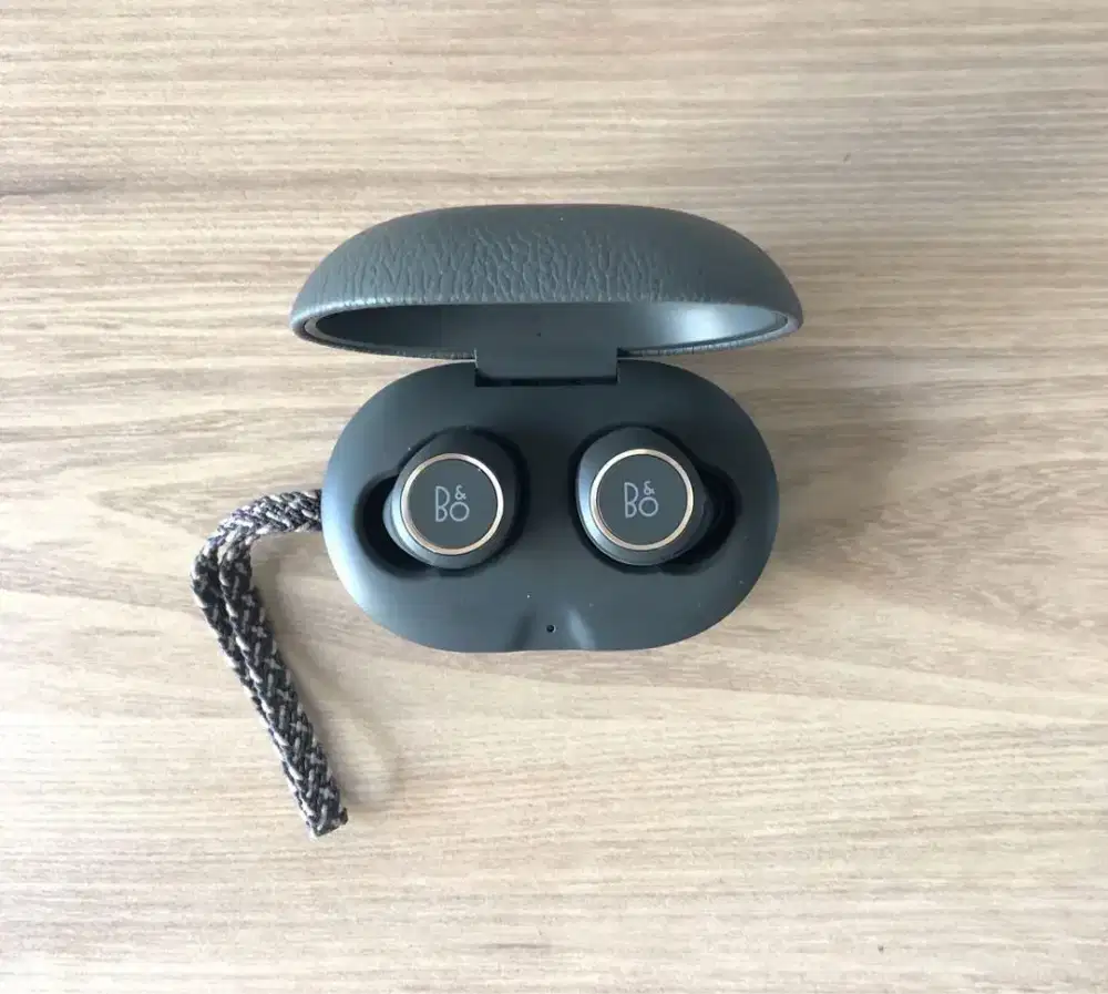 B&o beoplay e8 wireless earbuds earphones