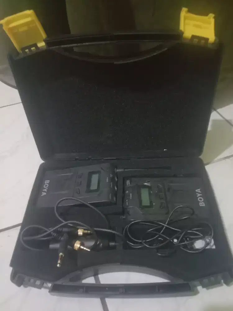 Wireless microphone Boya by-wm6