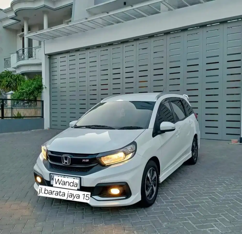 MOBILIO RS 2017 matic surabaya
