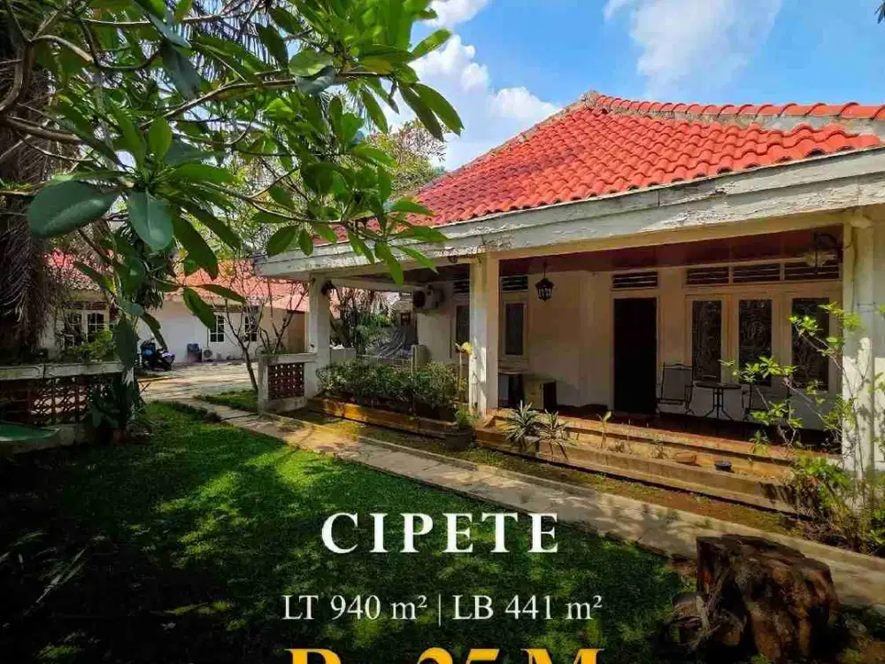 Dijual Rumah Lama Sangat Strategis, Hitung Tanah, Cocok untuk Investasi atau Bangun Baru!