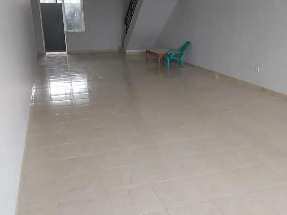 DISEWAKAN RUKO MEDRISIO 3 LANTAI GADING SERPONG, TANGERANG SELATAN