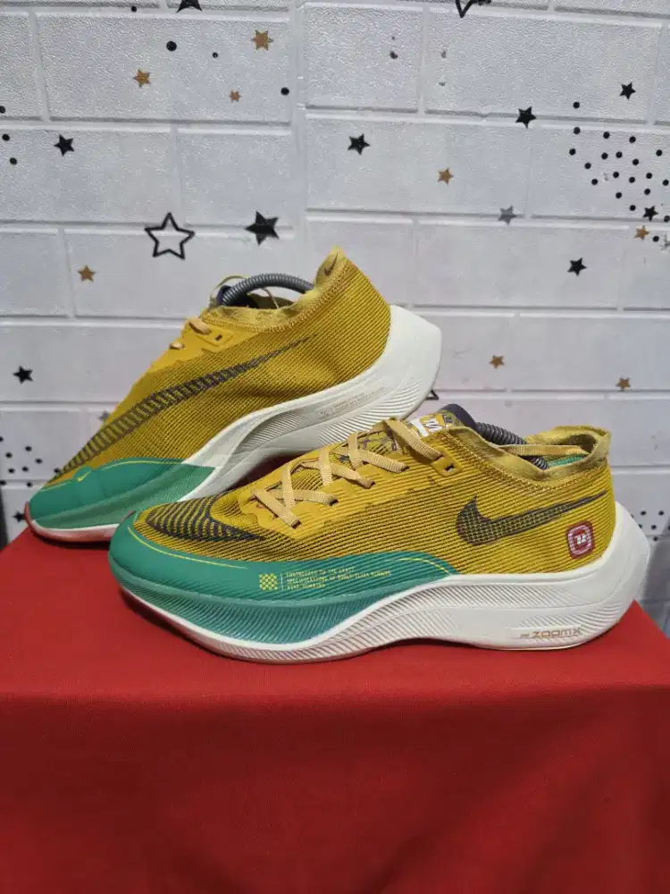 Nike Zoom X Vaporfly size 43