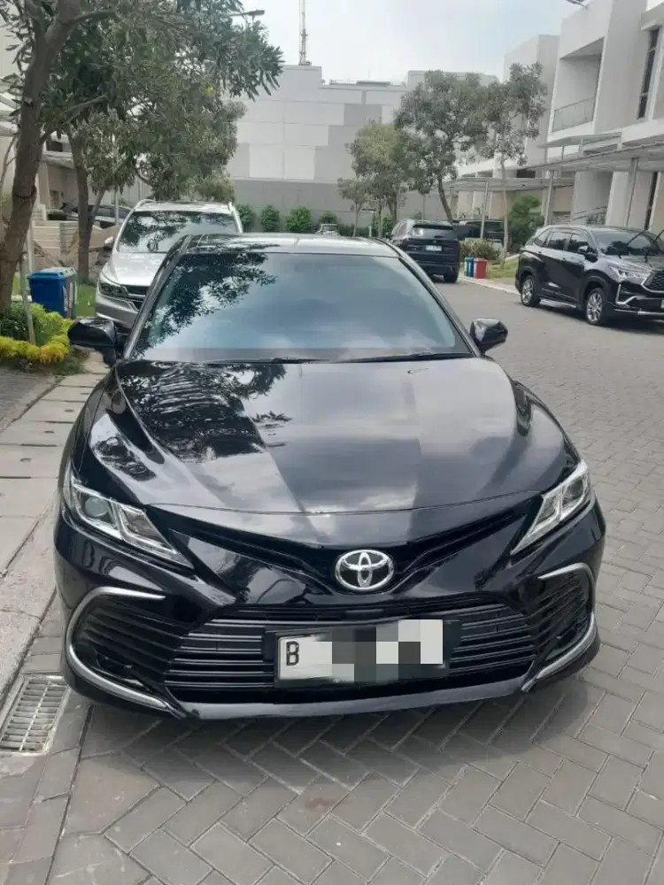 Toyota Camry V AT 2022 Black