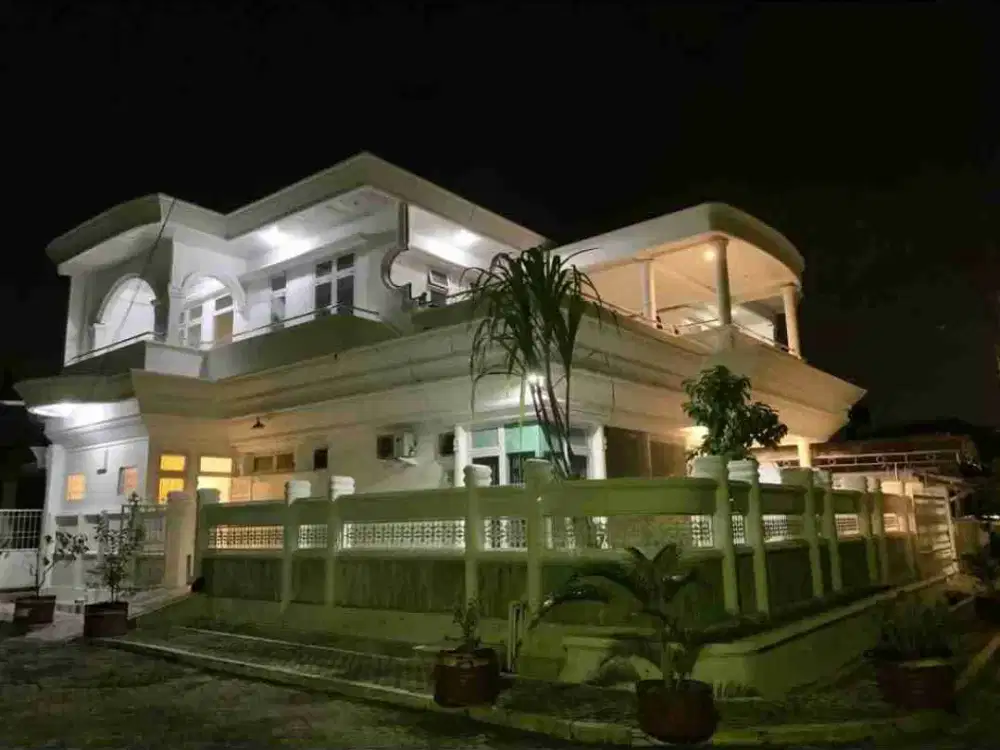 Rumah di komplek villa citra