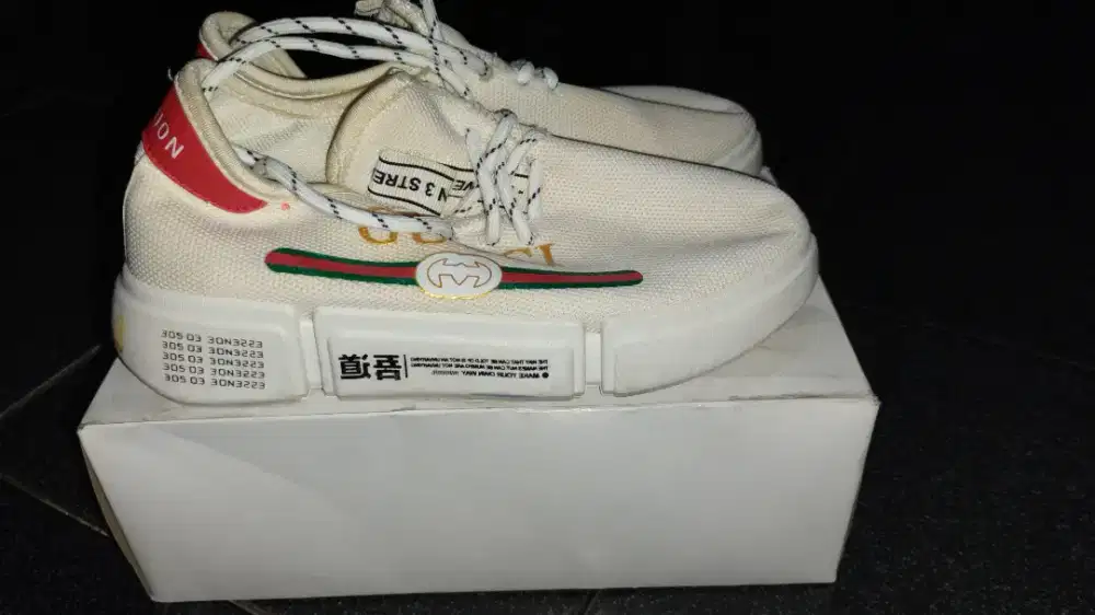 Sepatu Wanita Gucci Murah Terbaru