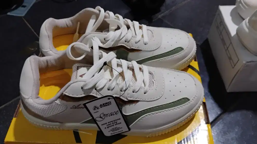 Sepatu Aero street Sport Wanita