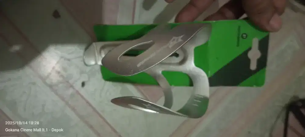 Braket botol rockbross