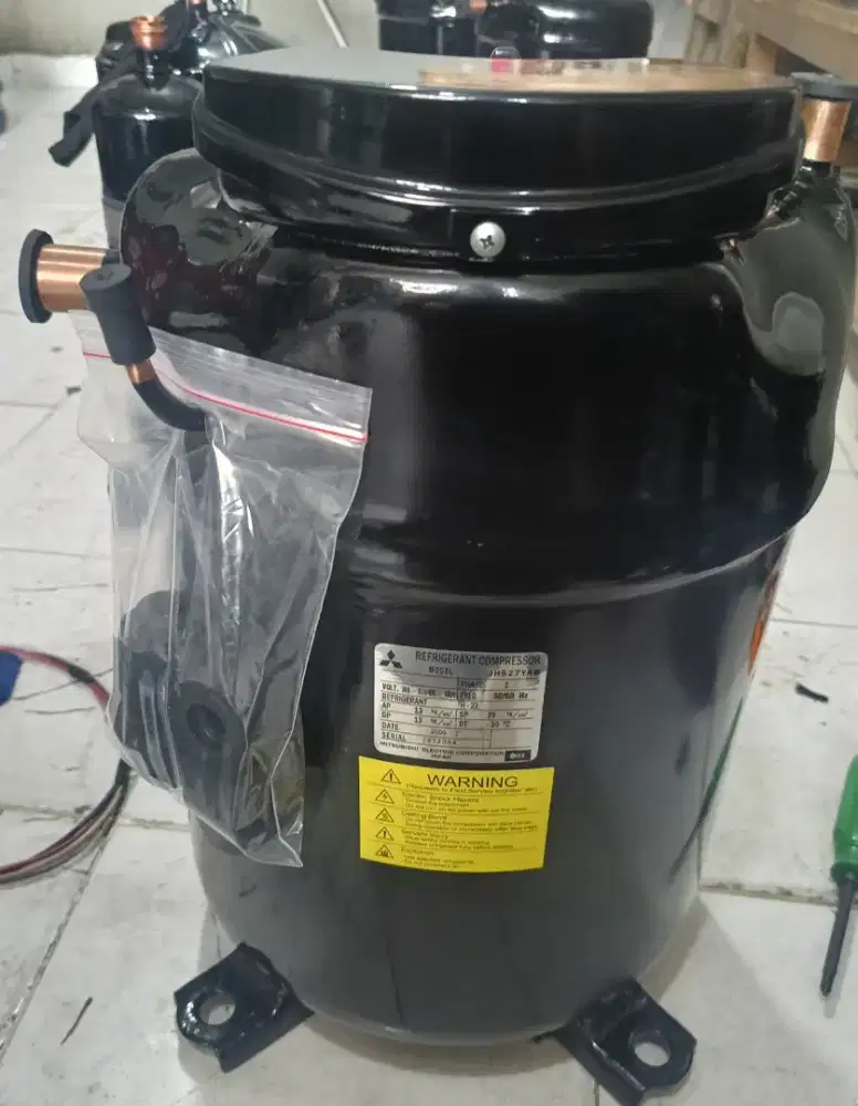 Kompresor AC Mitsubisi (JH527YAB)(10PK R22 3PHASE)