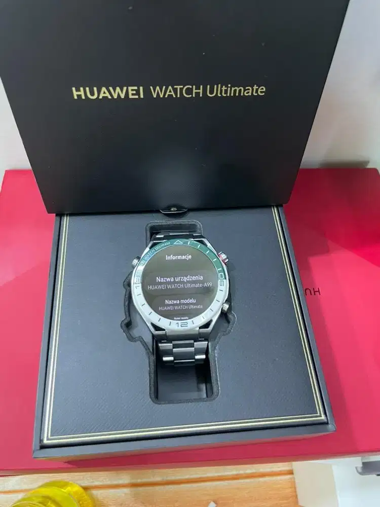 Huawei Watch Ultimate Green Smartwatch | Zirconium liquid Metal Golf