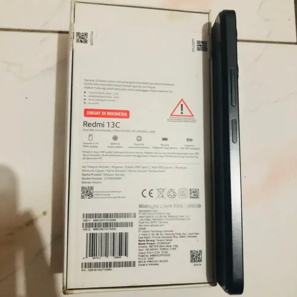 Jual redmi 13c mulus dan msh garansi like new