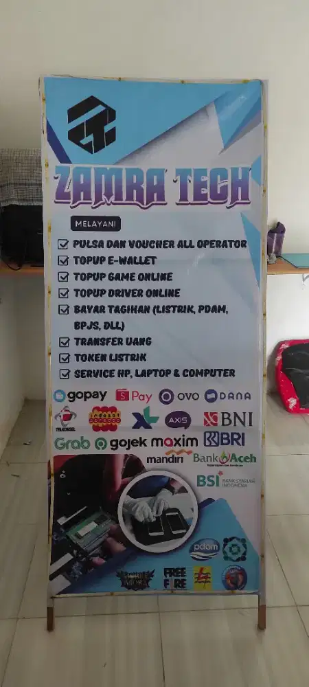 Dijual papan stand Banner Kayu dua sisi