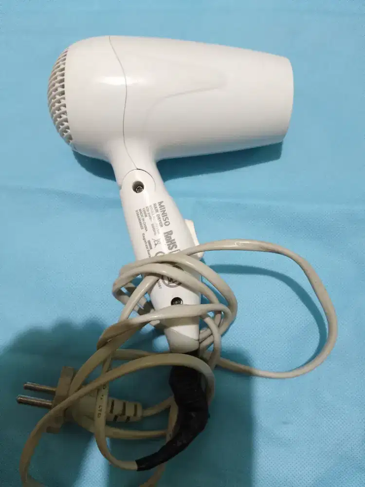 Hair dryer miniso