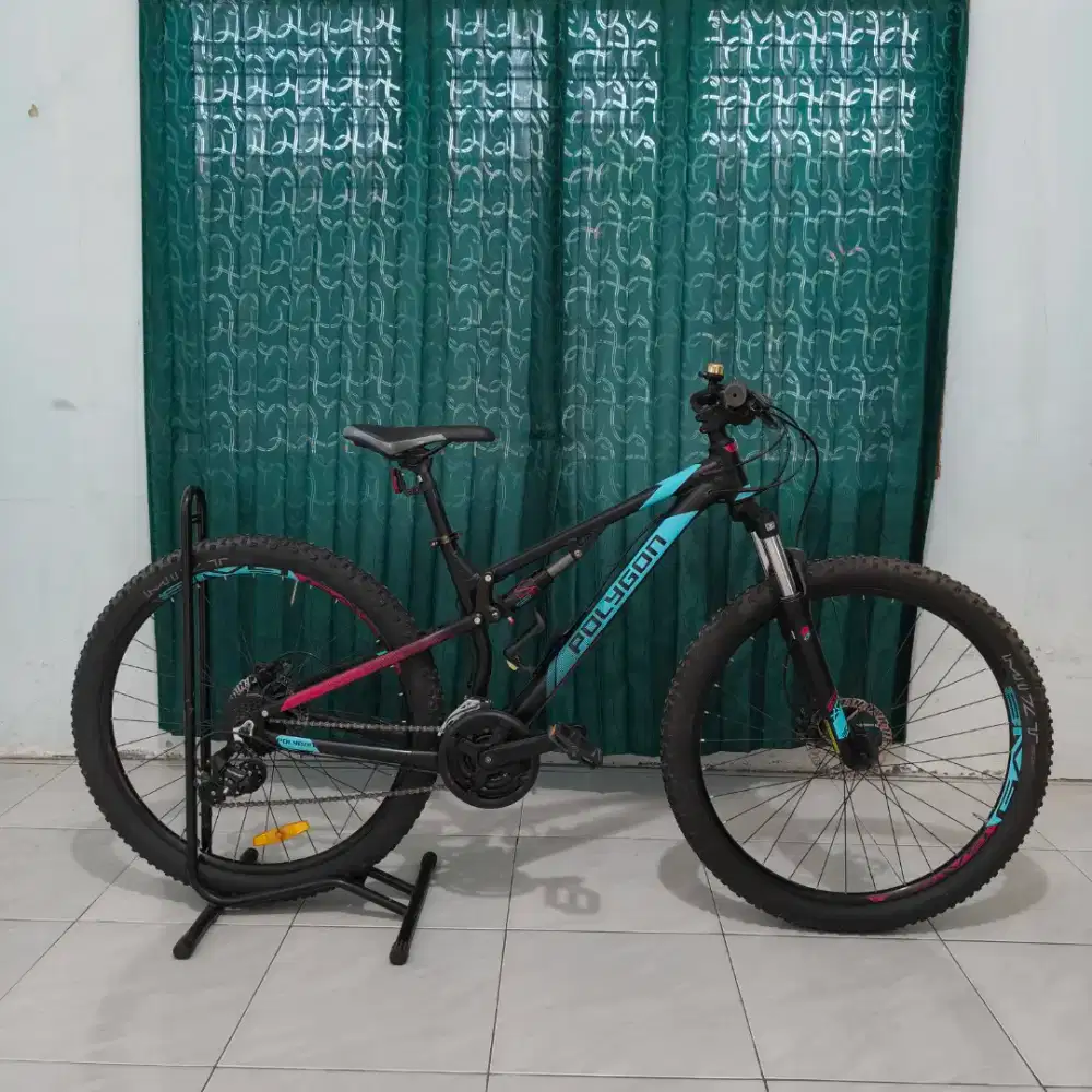 SEPEDA POLYGON RAYZ 3 KONDISI 99% LIKE NEW
