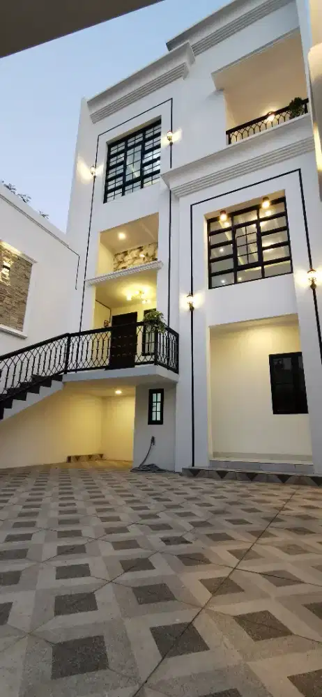 Rumah Cantik  Siap Huni Dekat 2 pintu Tol
