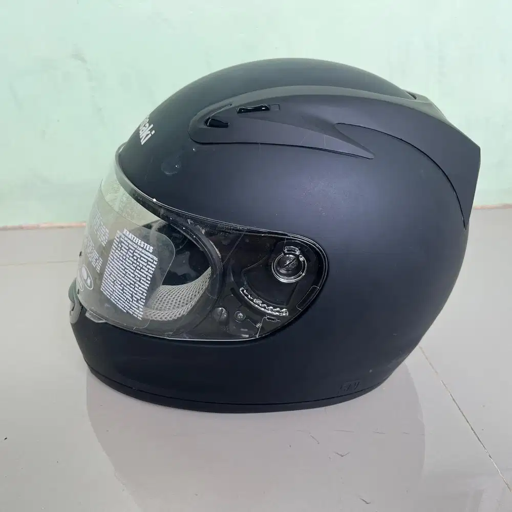 Helm Kawasaki Ninja 250
