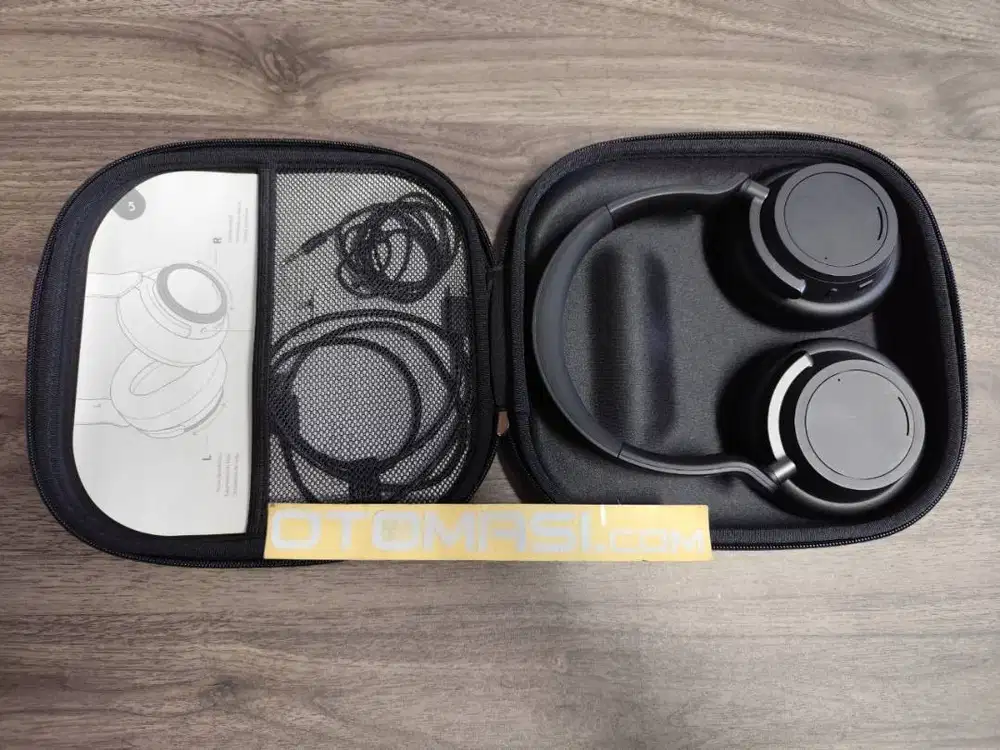 Microsoft Surface Headphones 2 Black Wireless Bluetooth bekas like new