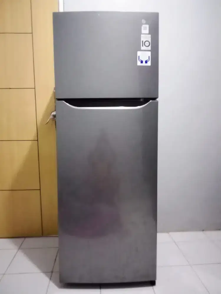 Kulkas 2 pintu LG
