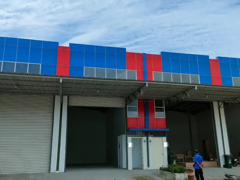 Dijual Cepat Bangunan Komersil Gudang Royal Kosambi Tangerang Dekat Tol PIK 2