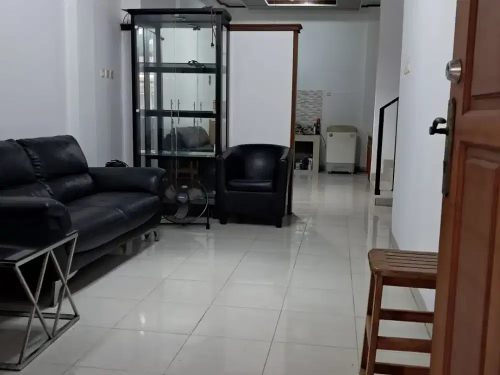 DIJUAL CEPAT RUMAH JANUR KUNING MURAH 2,8M NEGO