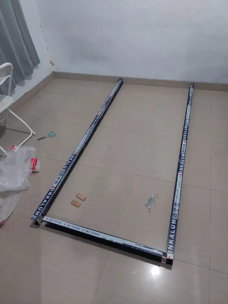 Kusen, pintu & jendela aluminium