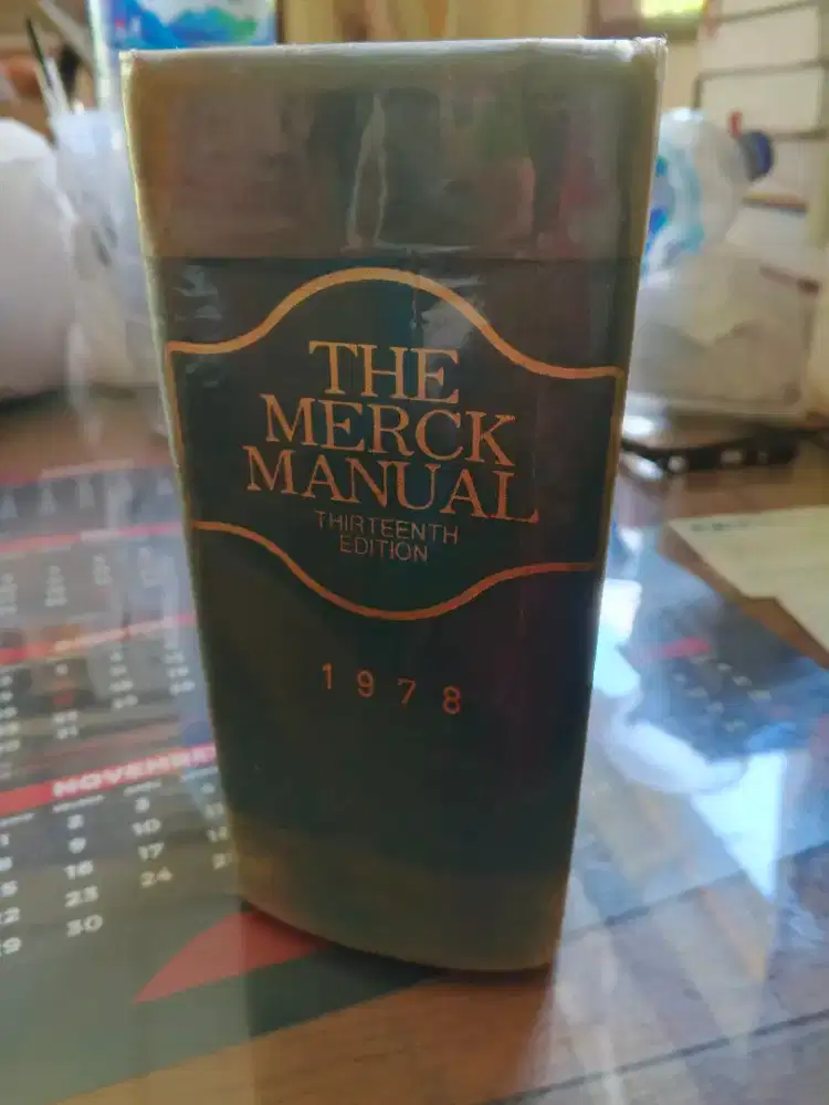 Jual buku antik THE MERCK MANUAL thirteenth edition thn 1978
