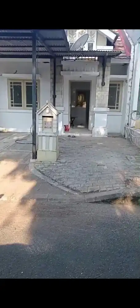 Dijual Cepat Rumah dikomplek elite Grand wisata 1 M nett