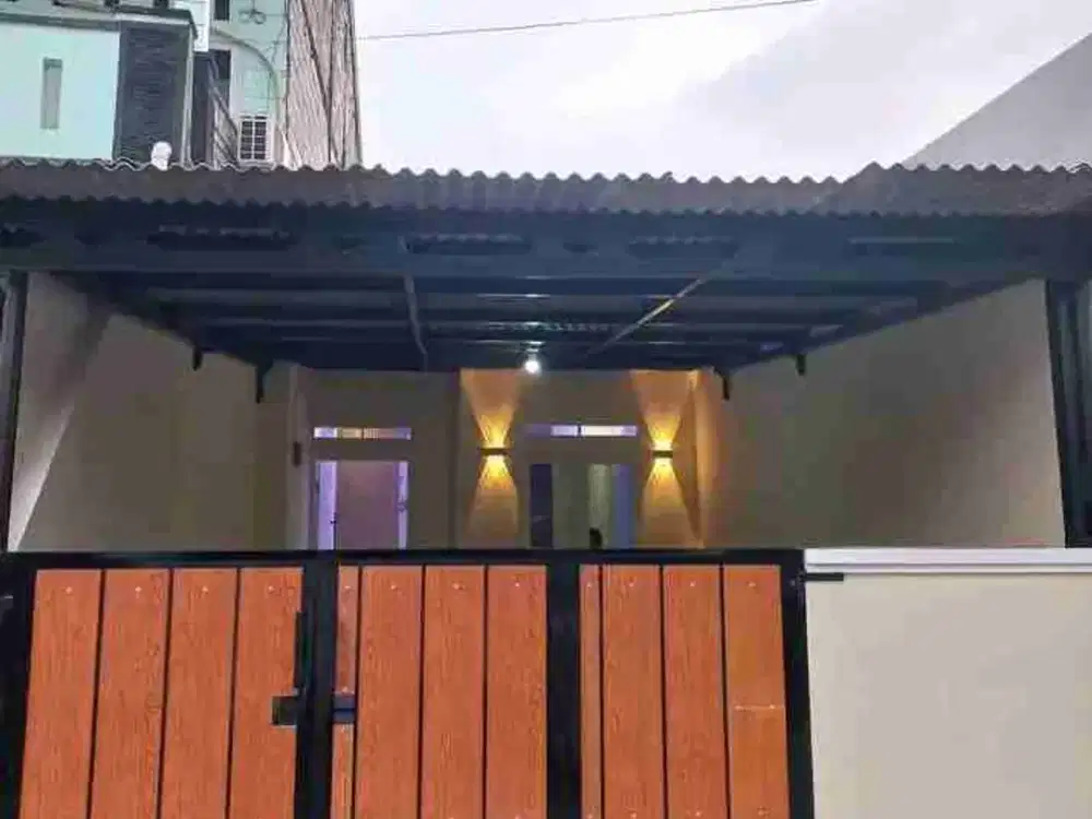 RUMAH SIAP HUNI BANGUNAN BARU DI PETUKANGAN UTARA PESANGGRAHAN JAKARTA SELATAN