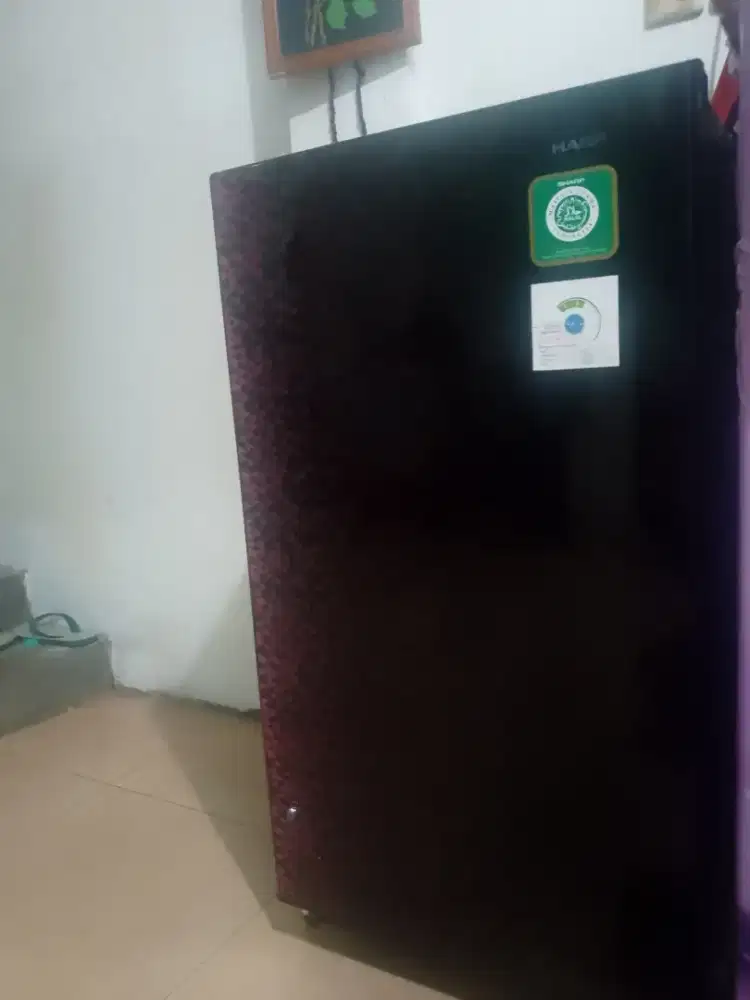 Di jual Kulkas Merk Sharp 1 pintu