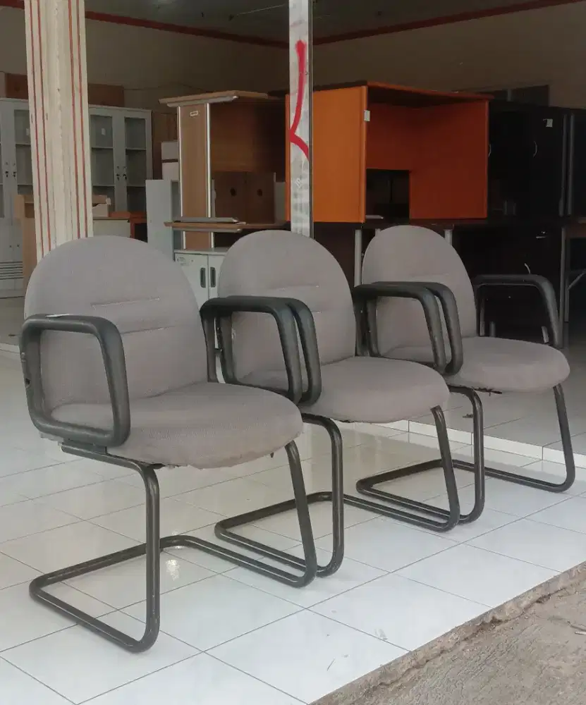 Kursi Kantor Kaki Besi Second MURAH